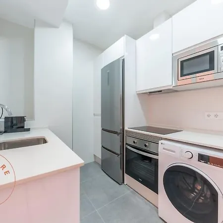 Apartment Cosy With Patio In - Tcm Malaga