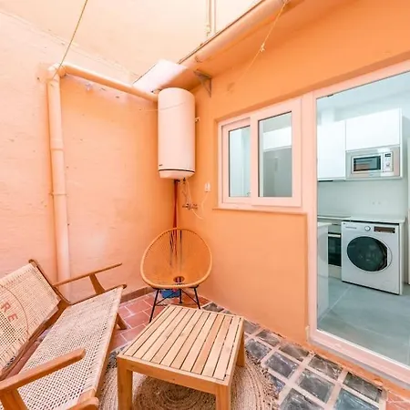 Cosy With Patio In - Tcm Apartment